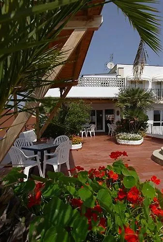 Hotel Ninays Lloret de Mar 2*,