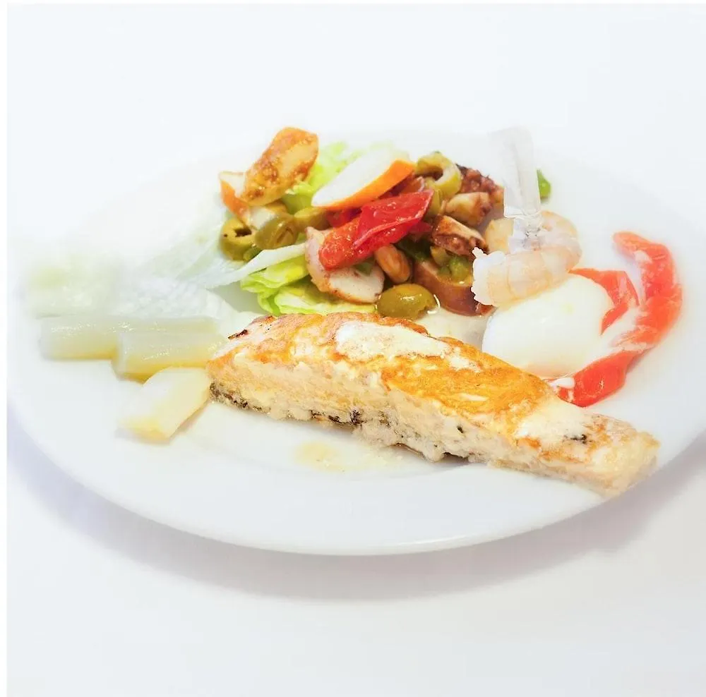 יורט דה מאר Hotel Ninays 2*, יורט דה מאר ספרד