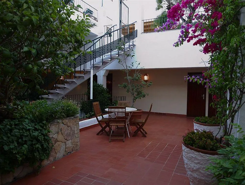 **  יורט דה מאר Hotel Ninays ספרד
