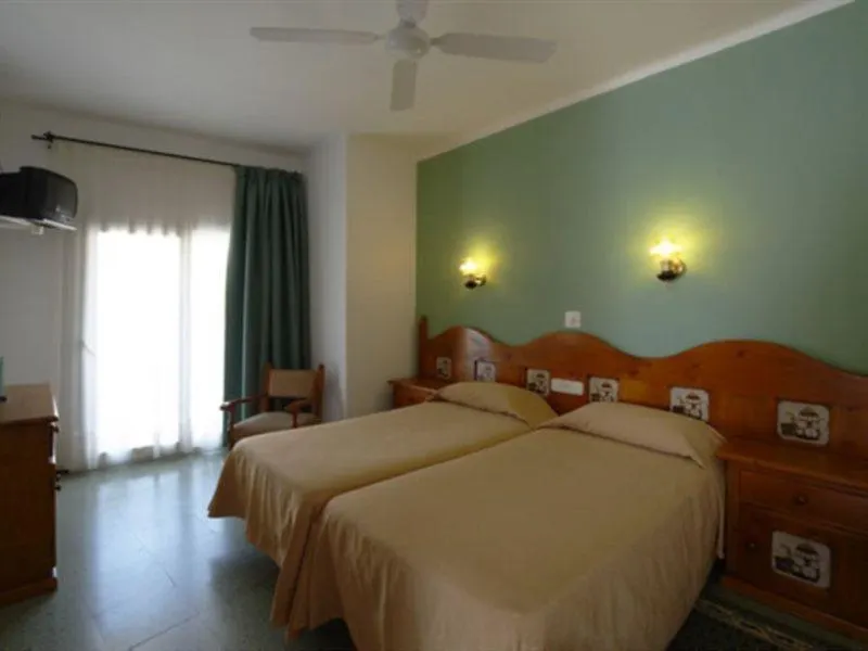 Hotel Ninays Lloret de Mar 2*,